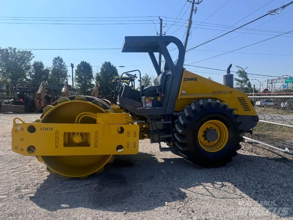 Bomag BW 211 P D-3 Compactoare monocilindrice