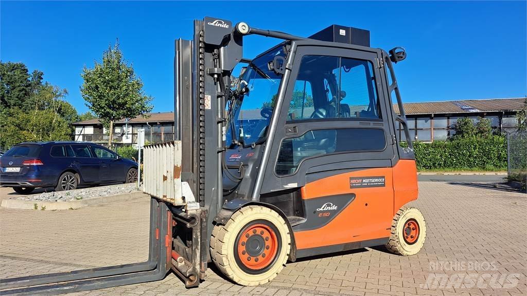 Linde E50HL Stivuitor electric
