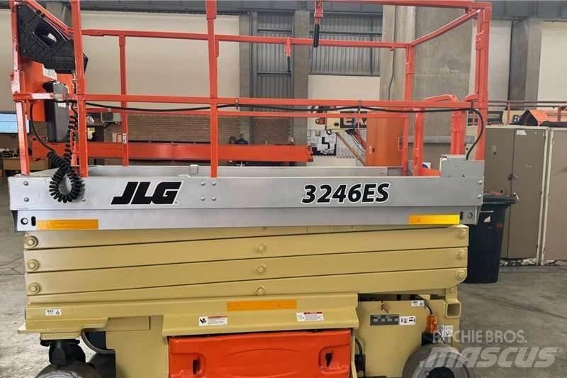 JLG 2014 JLG 3246 Platforme foarfeca