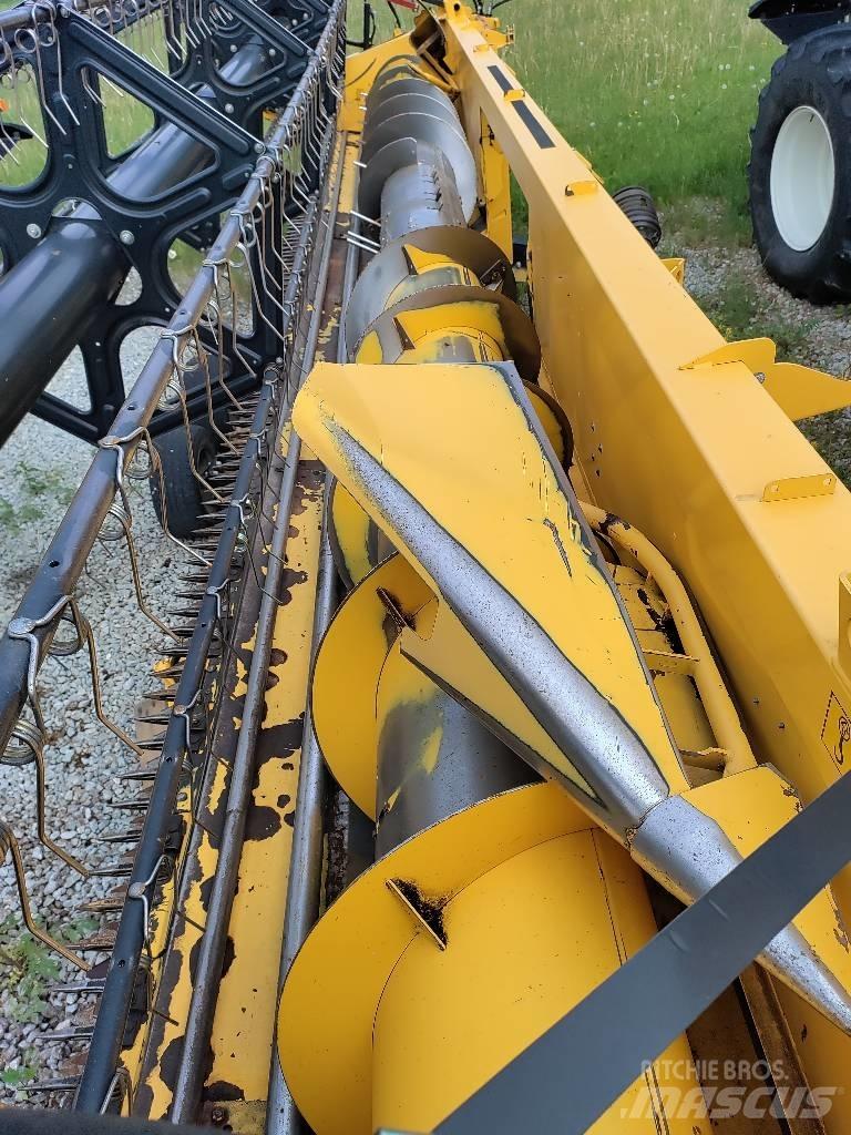 New Holland CX 8070 Combine de secerat