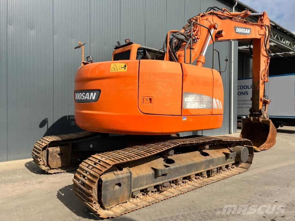 Doosan DX235LCR Excavatoare pe șenile
