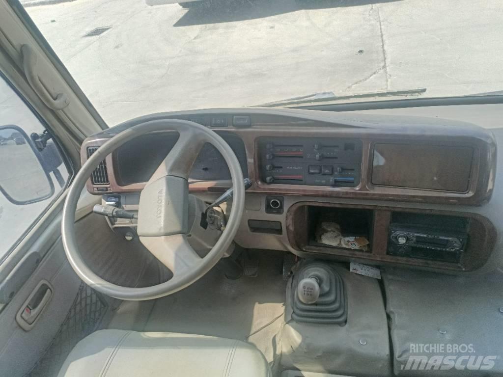 Toyota Coaster Bus Mini autobuze