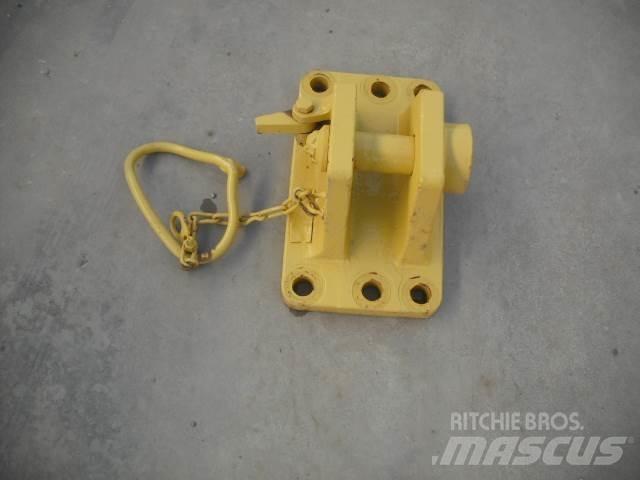 Komatsu D65EX PX Buldozere pe senile