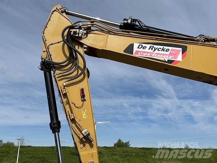 CAT 323FL Excavatoare pe șenile
