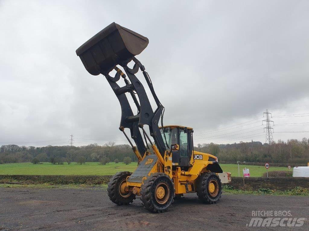 JCB 436 Wastemaster Incarcator pe pneuri