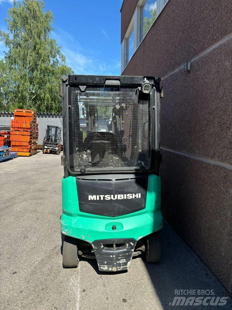 Mitsubishi FB25CN Stivuitor electric
