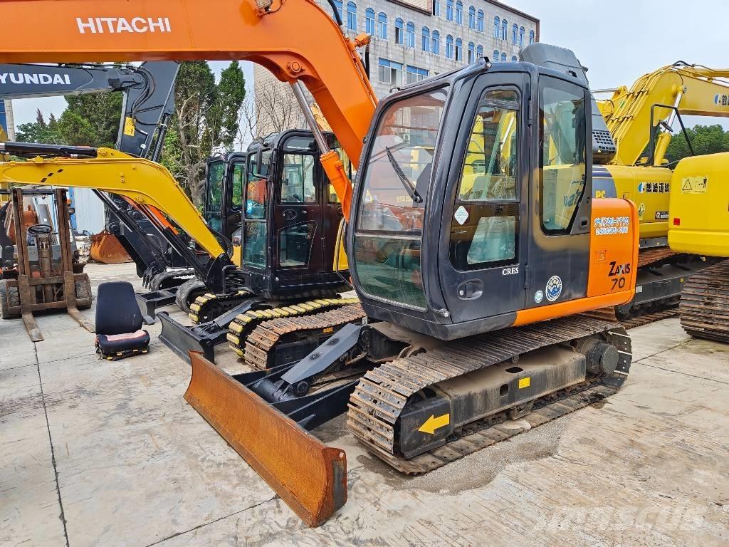 Hitachi ZX 70 Excavatoare 7t - 12t