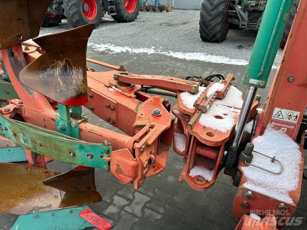 Kverneland EG100 Pluguri conventionale
