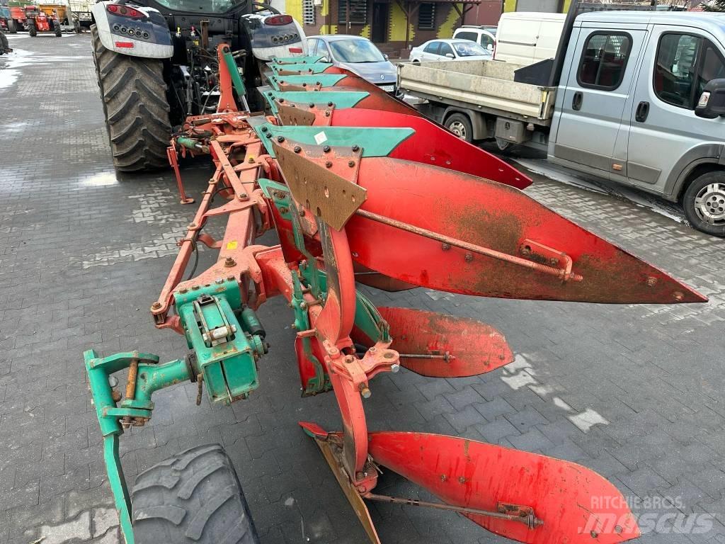 Kverneland EG100 Pluguri conventionale