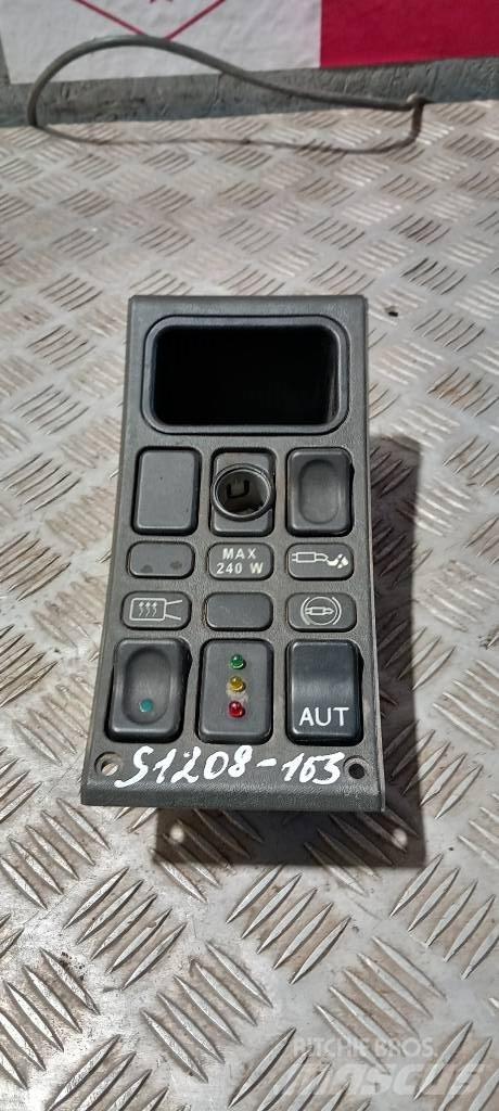 Scania 94 D.    1110904 Cabine si interior