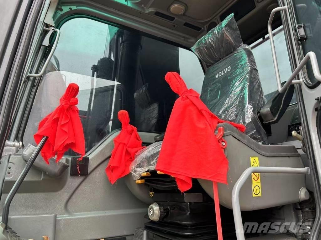 Volvo EC 240 Excavatoare pe șenile
