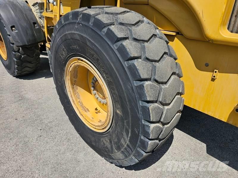 CAT 930 G Incarcator pe pneuri