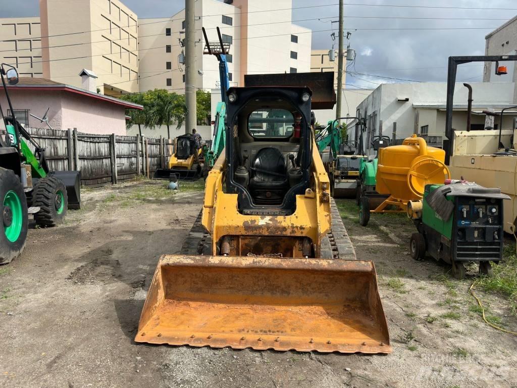 CAT 259 D Mini incarcator