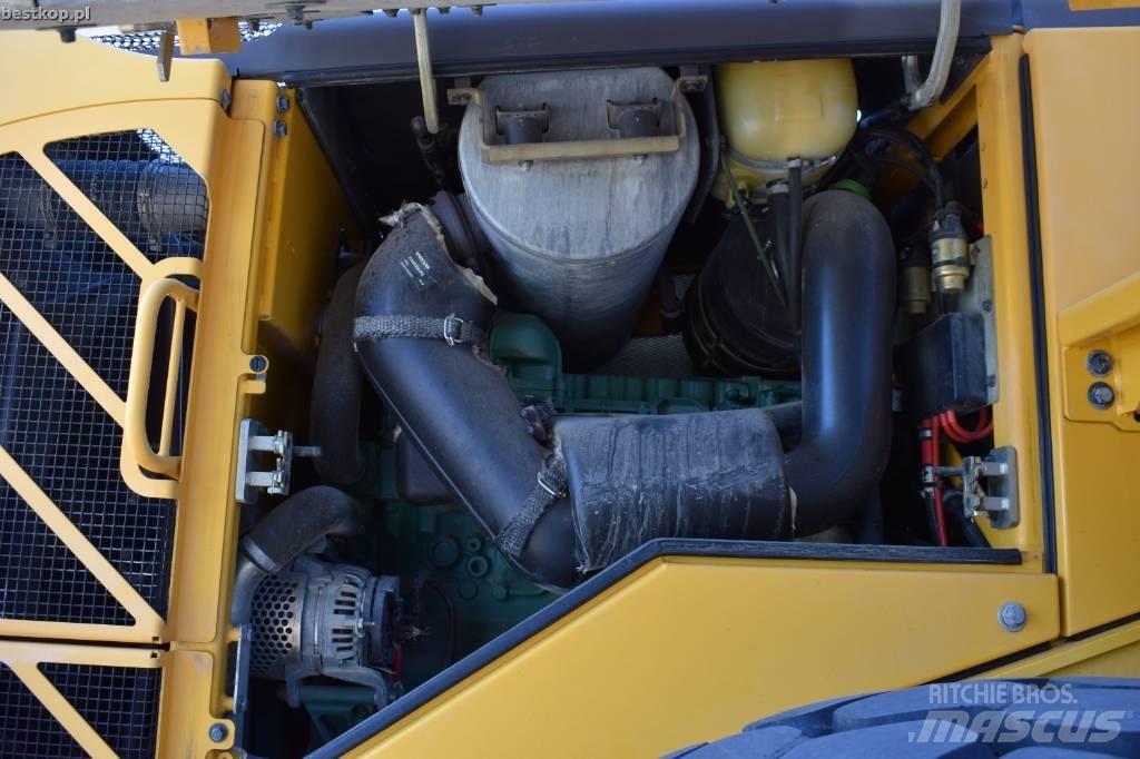 Volvo L 90 F Incarcator pe pneuri