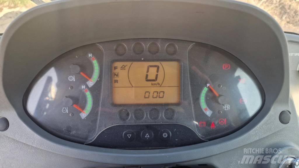 Hitachi ZW 140 Incarcator pe pneuri