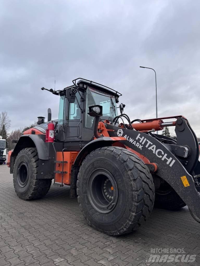 Hitachi ZW 220-7 Incarcator pe pneuri