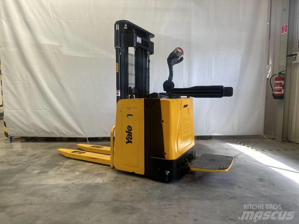 Yale MS12 Transpaleta manuala