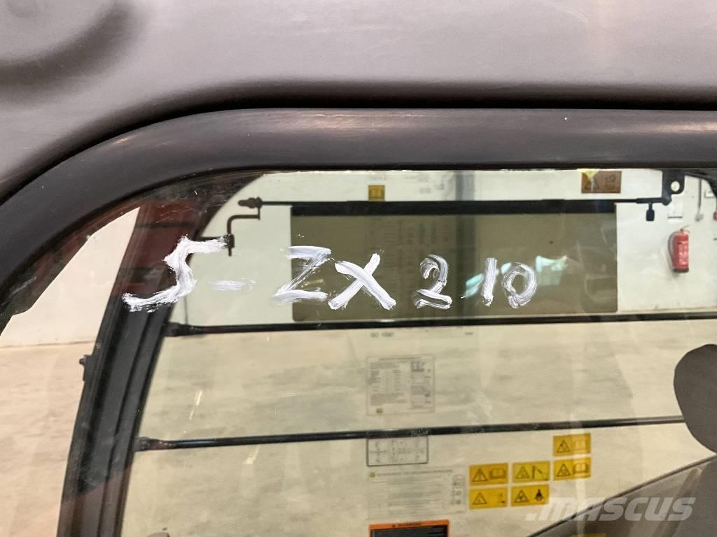 Hitachi ZX 210-3 Cabine si interior