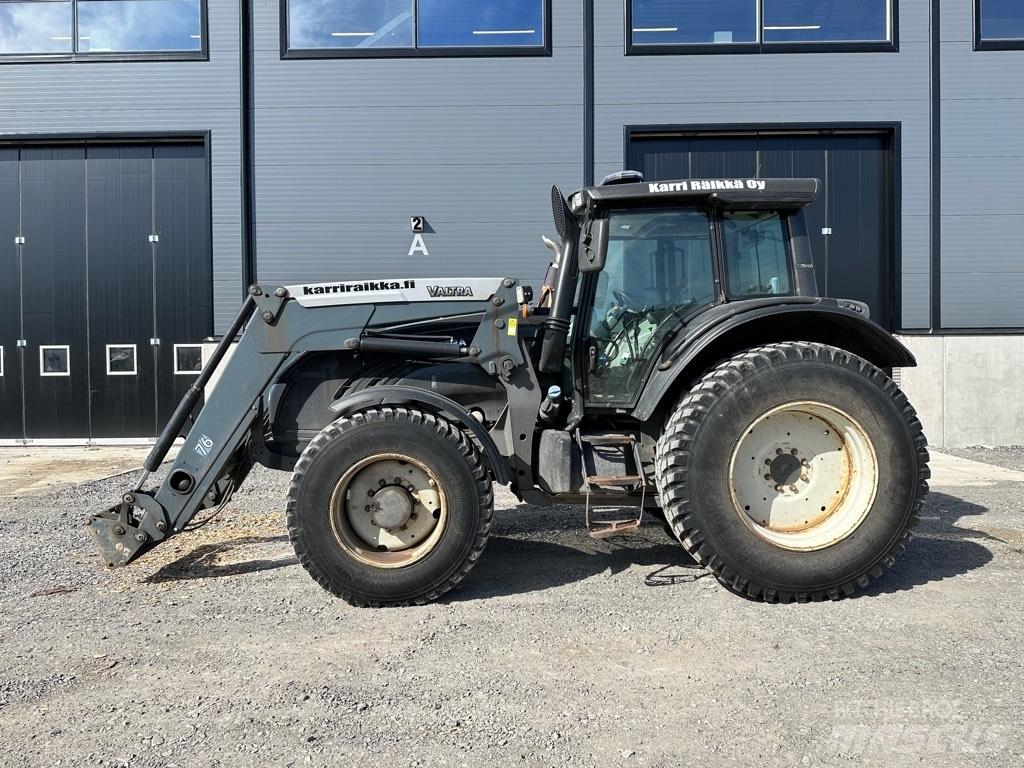 Valtra T 173 Tractoare