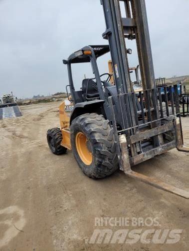 CASE 586H Masini de teren dificil
