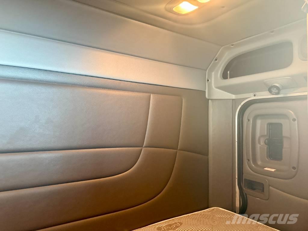 Peterbilt 389 Autotractoare