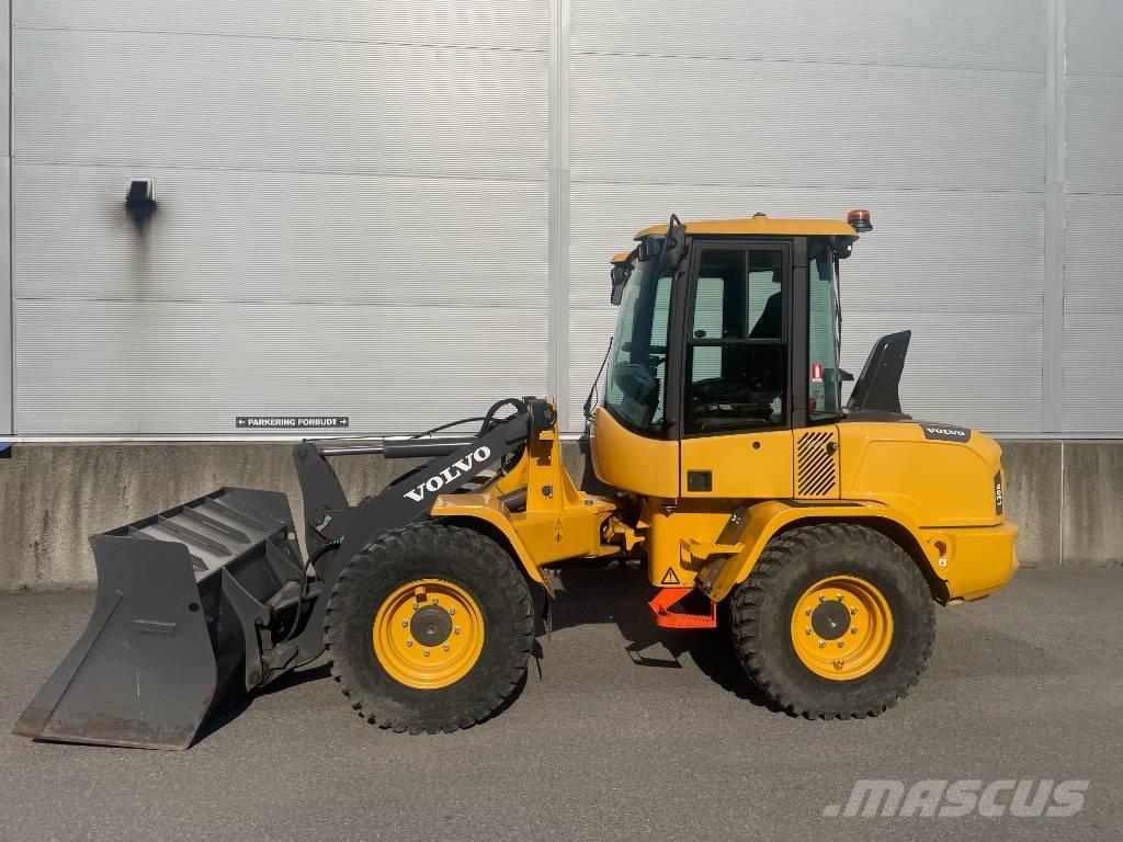 Volvo L30GS Incarcator pe pneuri