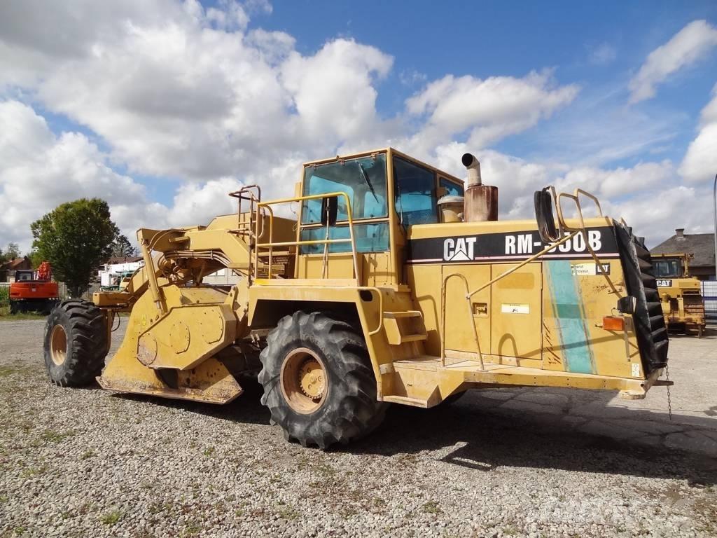 CAT RM 350 B Compactoare sol