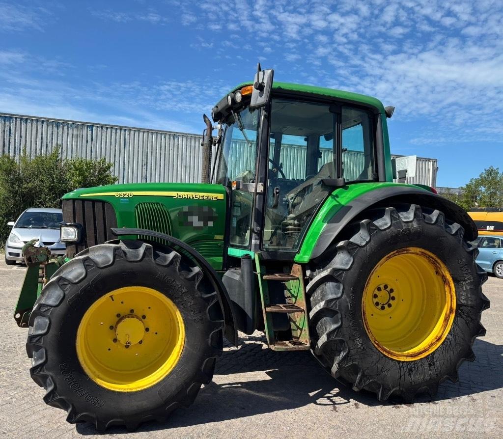 John Deere 6320 Tractoare