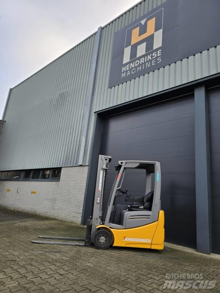 Jungheinrich EFG213 Stivuitor electric
