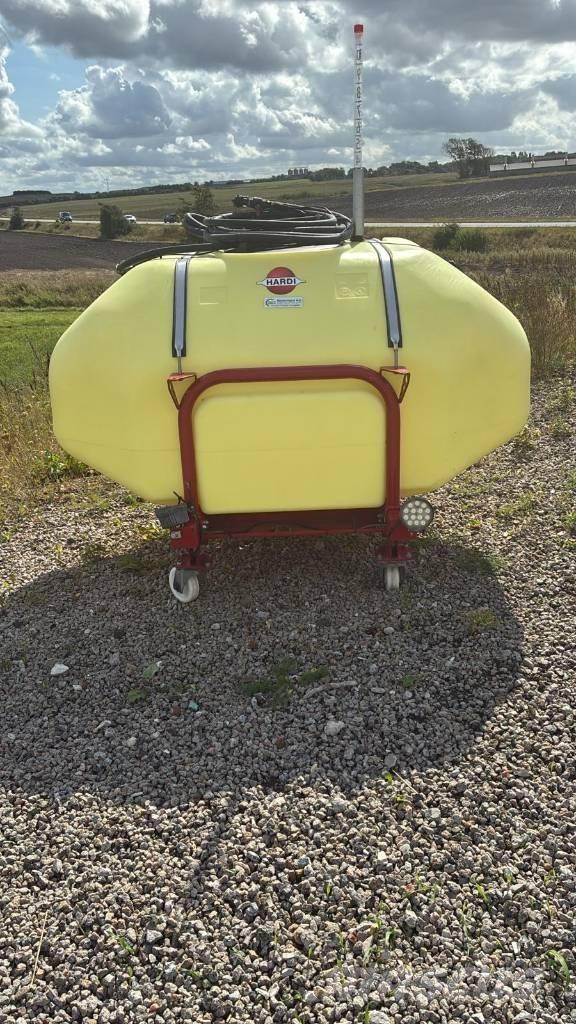 Hardi Fronttank Pulverizatoare spayers