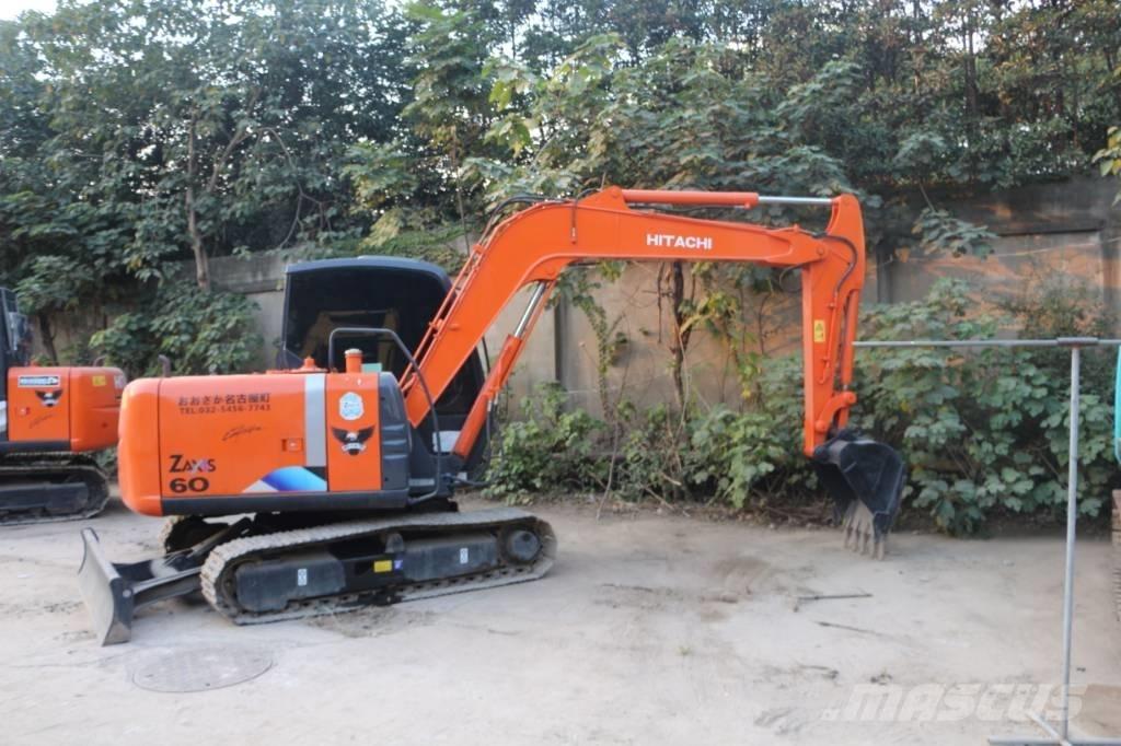 Hitachi 60 Excavatoare pe șenile
