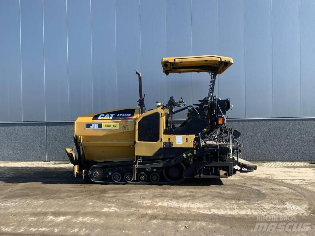 CAT AP355F Pavatoare asfalt