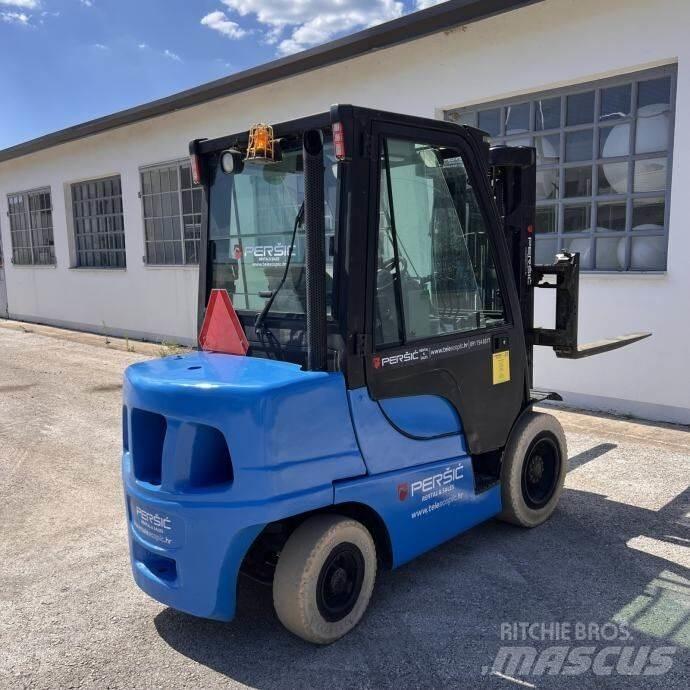 Yale GDP30VX Stivuitor diesel
