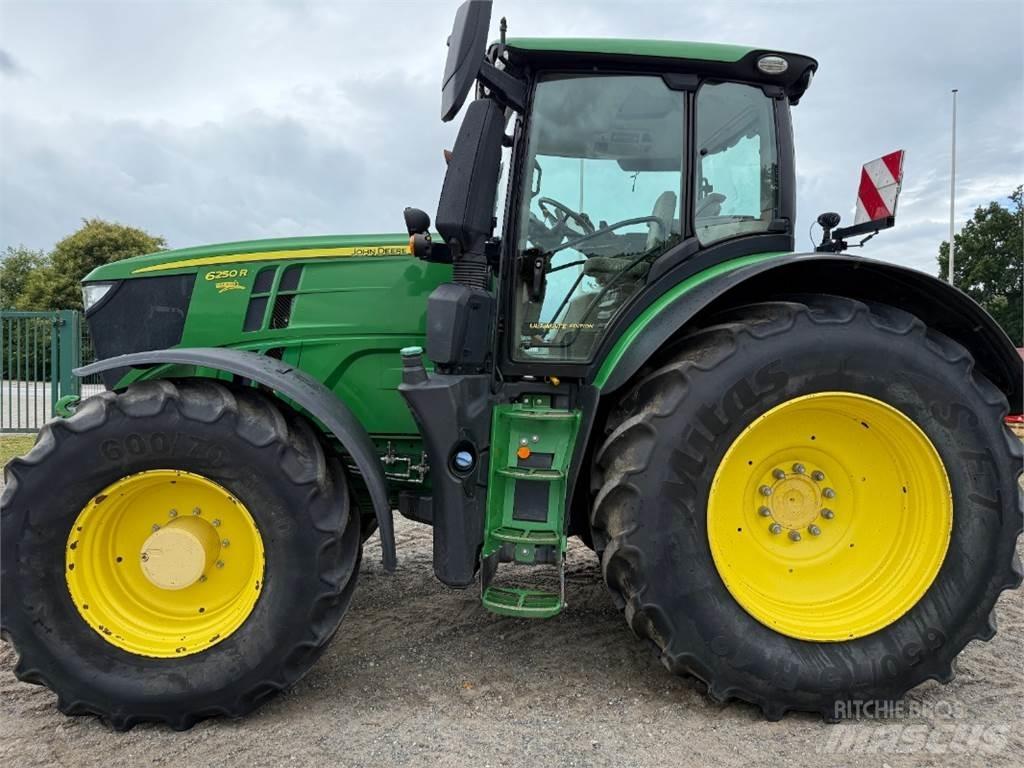 John Deere 6250R Utilaje agricole - Altele