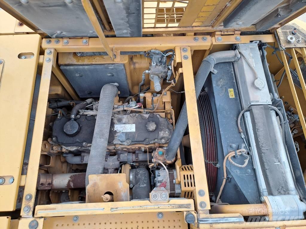 CAT 328 D LCR Excavatoare pe șenile
