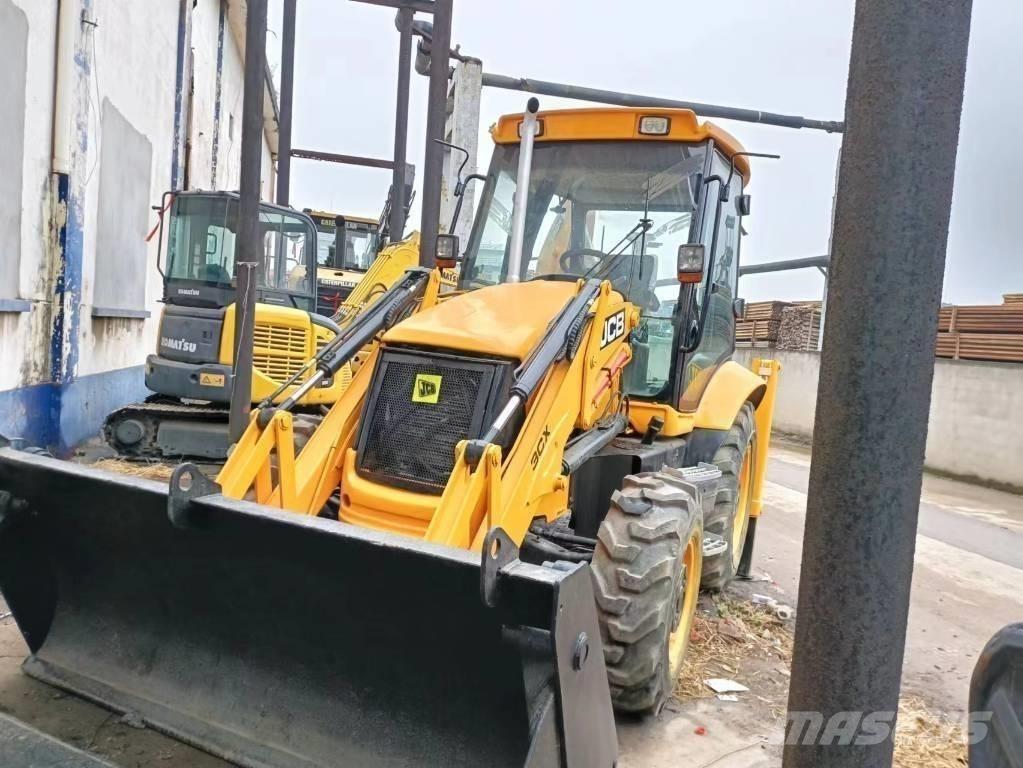 JCB 3 CX Excavatoare cu roti