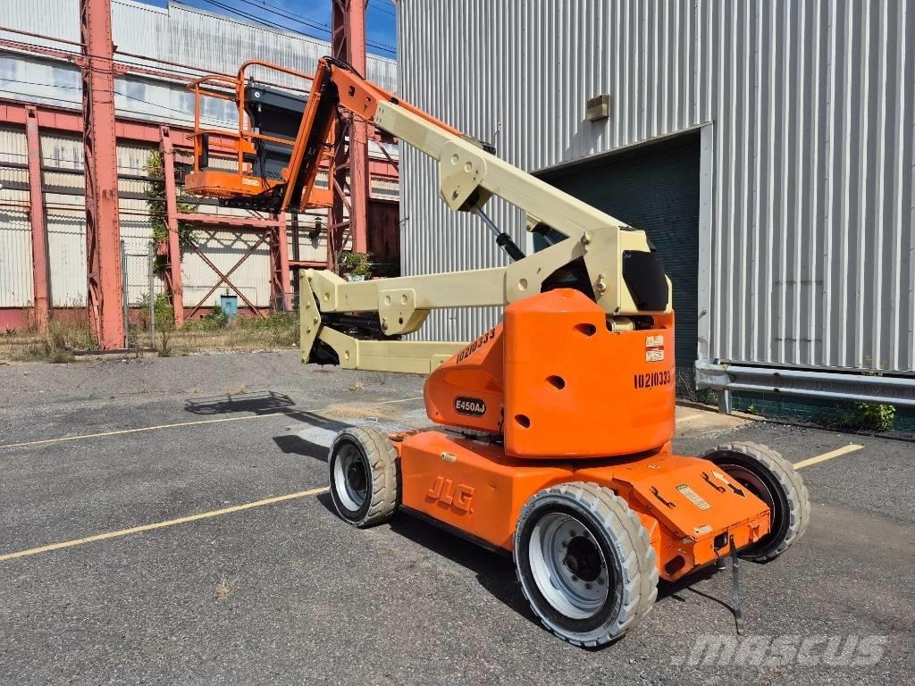 JLG E 450 AJ Nacele cu brat articulat