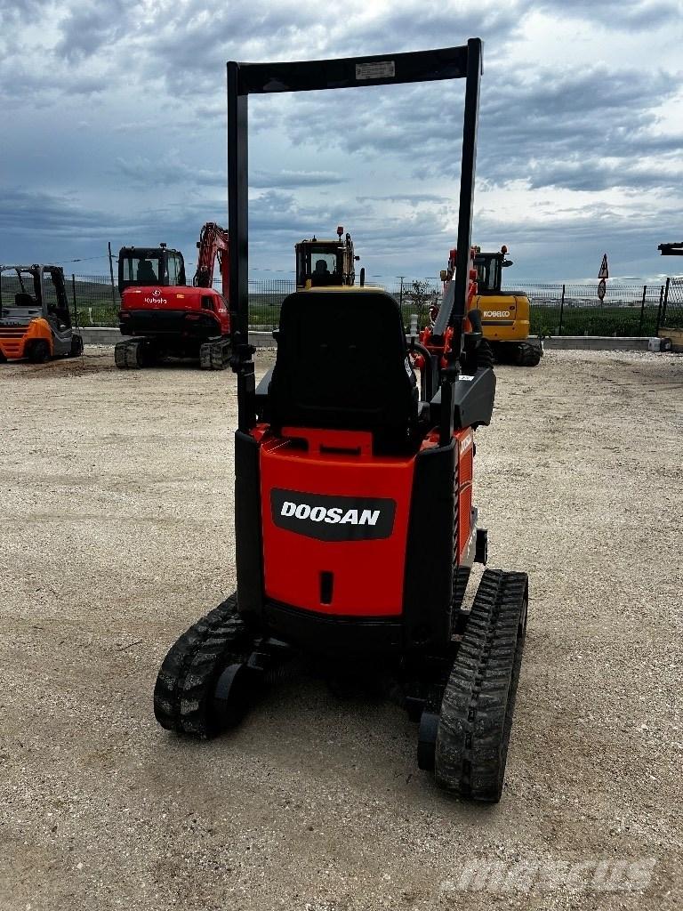 Doosan DX 10 Z Mini excavatoare < 7t