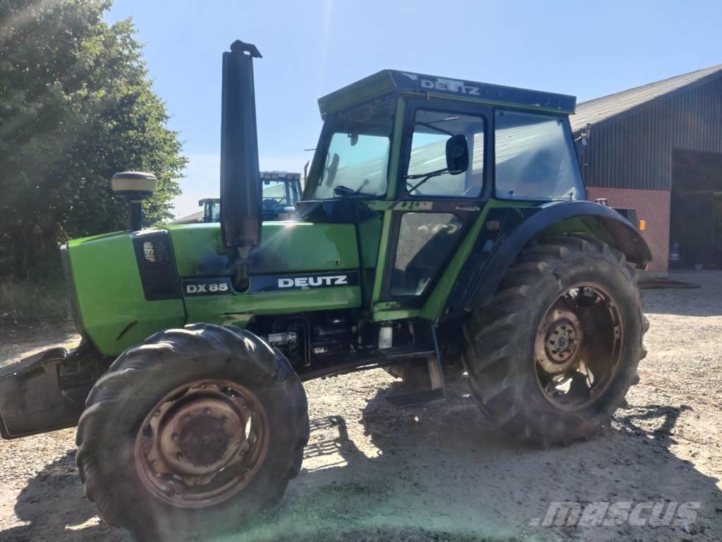 Deutz DX 85 ALLRAD Tractoare
