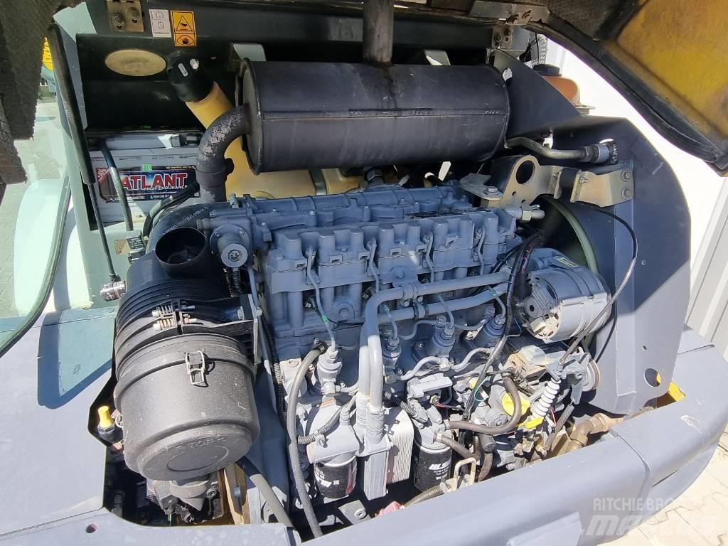 Kramer-allrad 750 Incarcator pe pneuri