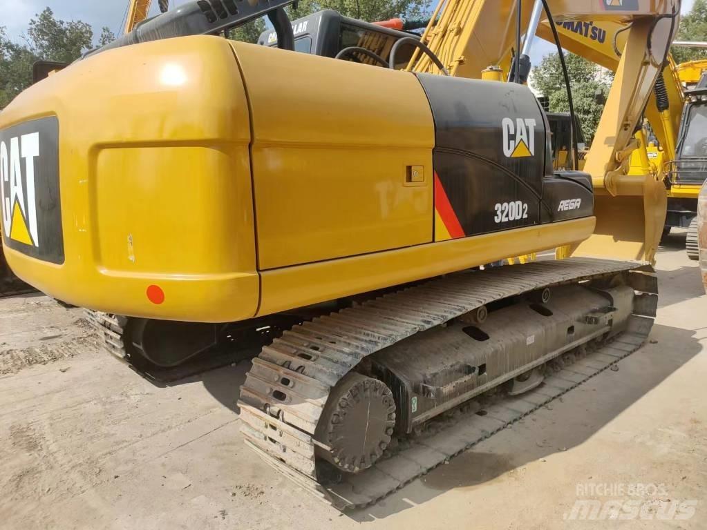 CAT 320 D Excavatoare pe șenile
