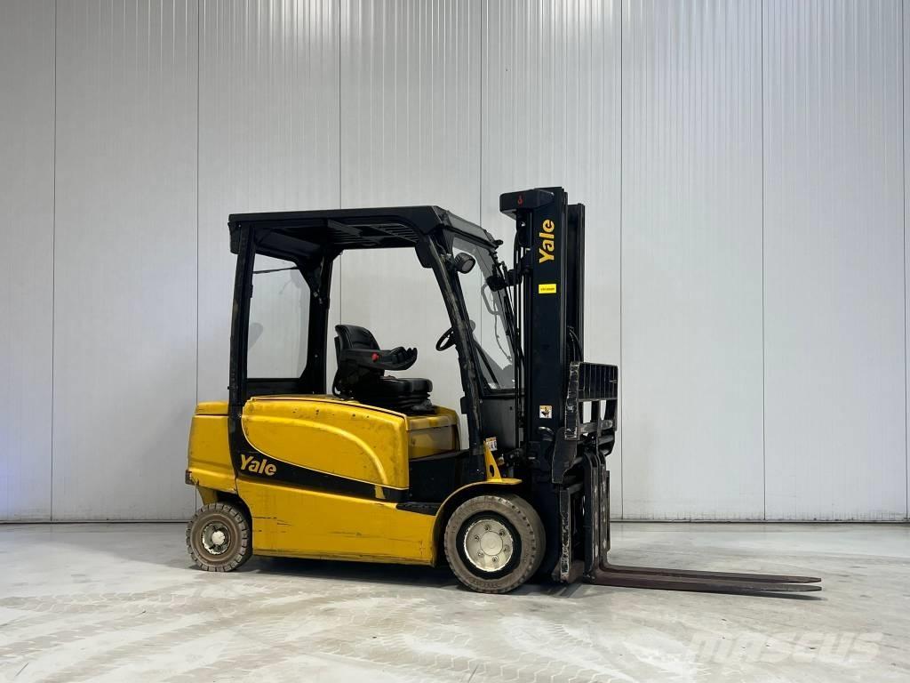 Yale ERP35VL Stivuitor electric