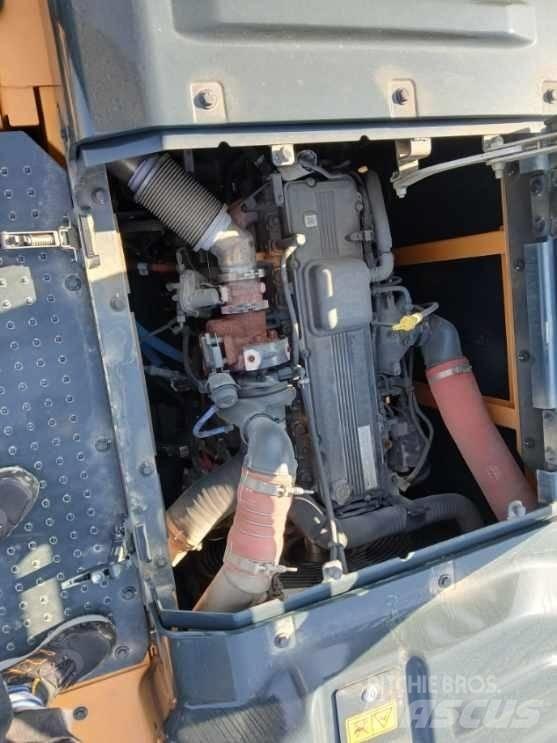 Hyundai HX400 Excavatoare pe șenile
