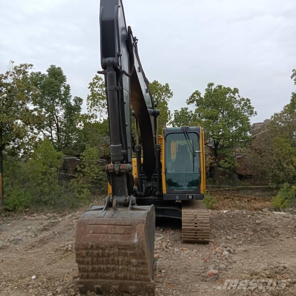 Volvo EC140B Excavatoare pe șenile
