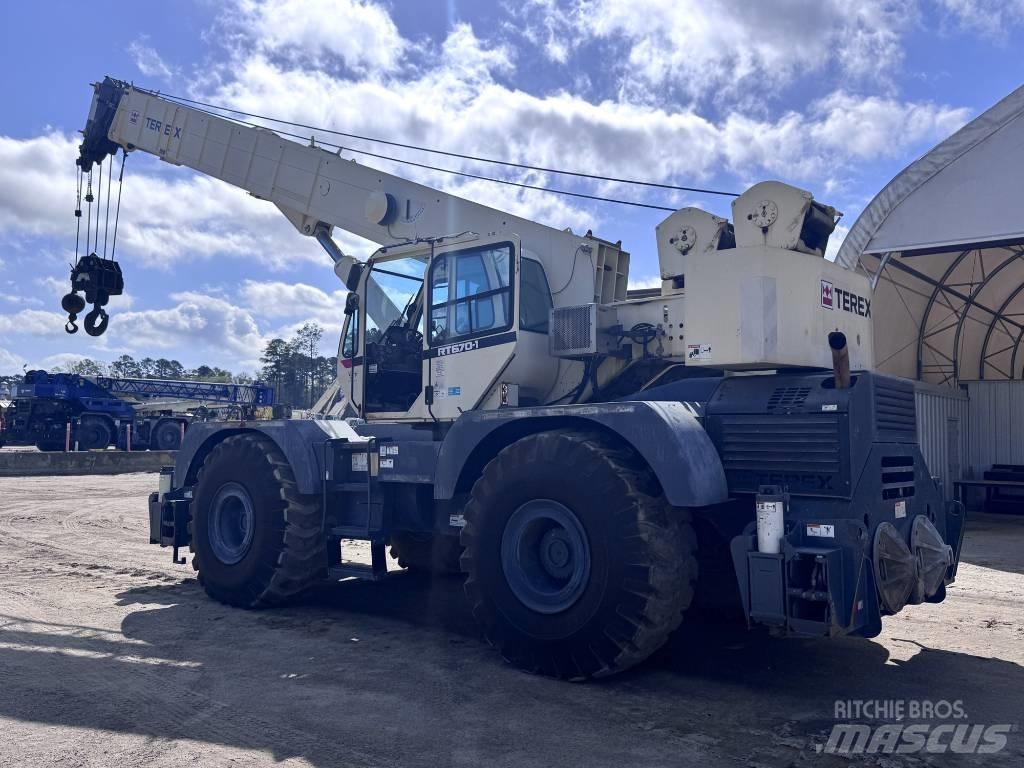 Terex RT 670 Macara teren accidentat