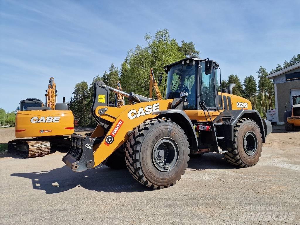 CASE 921 G2 Incarcator pe pneuri