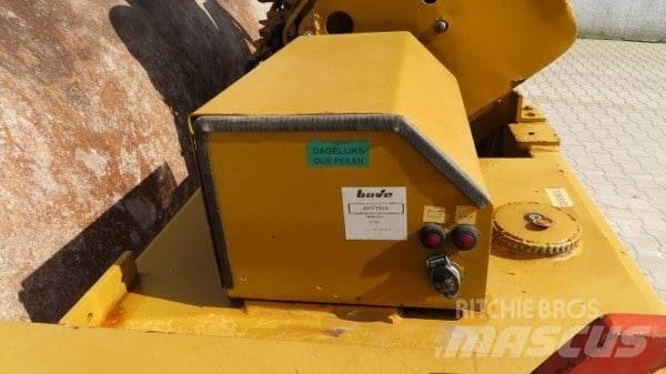Vibromax W 501 Cilindri compactori tractabili cu vibratii
