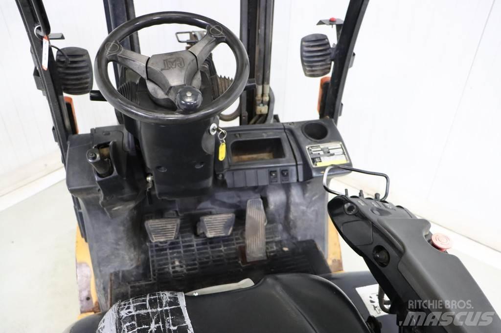 CAT DP18N Stivuitor diesel
