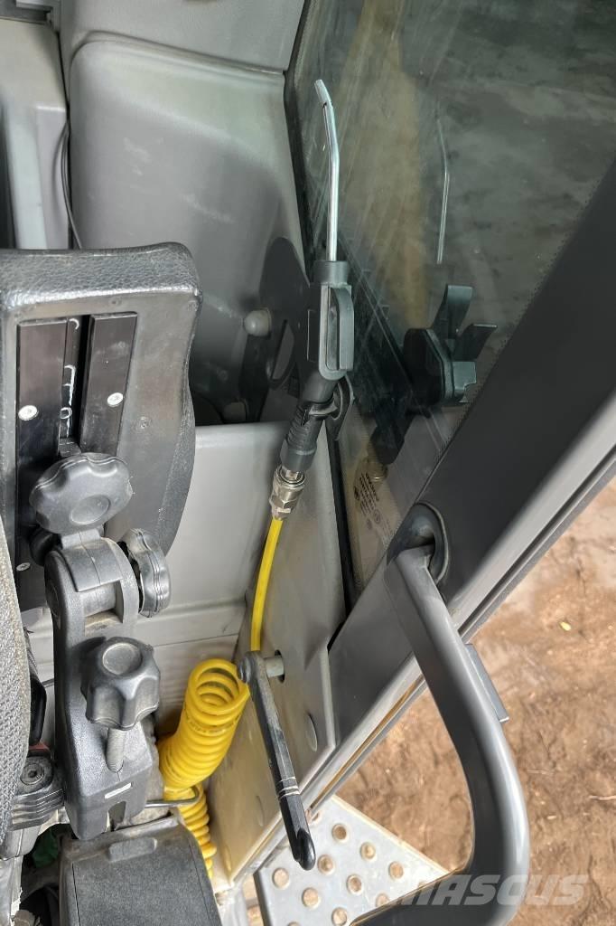 Volvo EC 300 EL Excavatoare pe șenile
