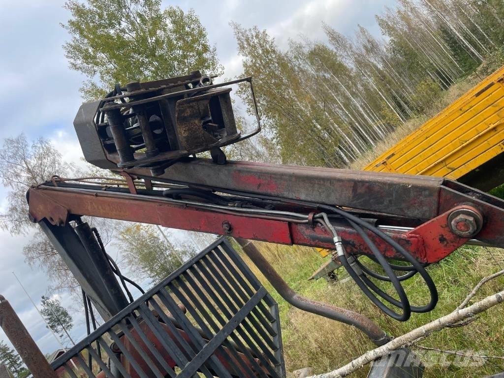 Patu + Tume 1800 MV70 Remorci forestiere